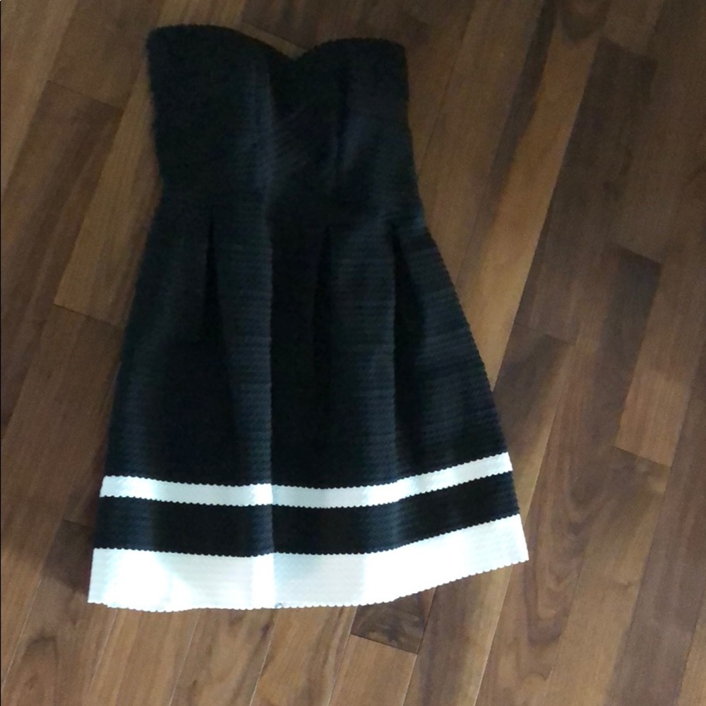 Sans Souchi strapless dress with built in cups